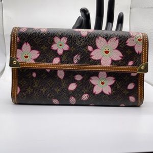 Lv wallet vintage
